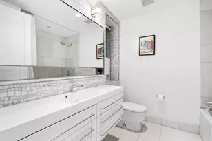 124 W 23rd St, New York, NY 10011 - Photo 5