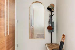 21-21 31st St, New York City, NY 11105 - Photo 13