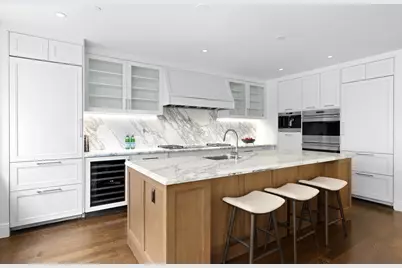 220 E 20th Street #3, New York City, NY 10003 - Photo 3