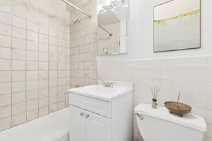 245 E 35th St, New York City, NY 10016 - Photo 3