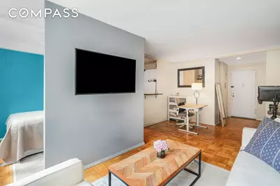241 E 76th Street #2G, New York City, NY 10021 - Photo 5