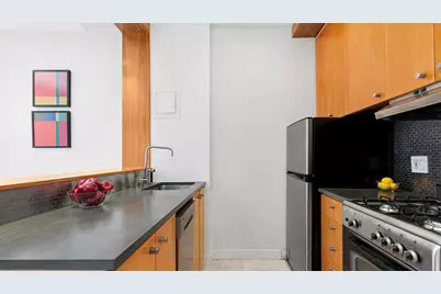 156 E 79th Street #9F, New York City, NY 10021 - Photo 11