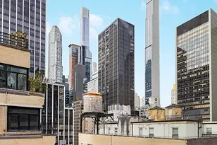 17 W 54th St, New York City, NY 10019 - Photo 3