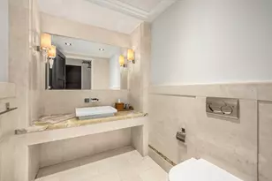 985 Park Ave, New York City, NY 10028 - Photo 7