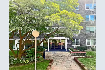 164-20 Highland Avenue #2-M, New York City, NY 11432 - Photo 3