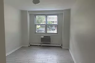 164-20 Highland Ave, New York City, NY 11432 - Photo 15