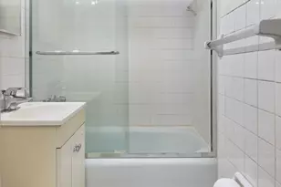 262 W 95th St, New York City, NY 10025 - Photo 5