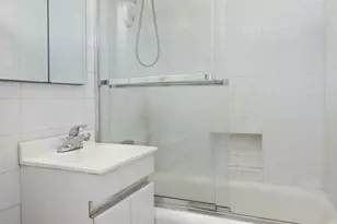 262 W 95th St, New York City, NY 10025 - Photo 9