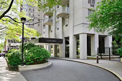 220 E 65th Street #21D, New York City, NY 10065 - Photo 11