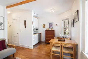 262 W 95th St, New York City, NY 10025 - Photo 3