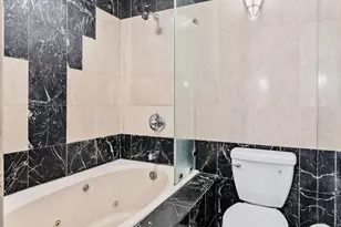 43 W 61st St, New York City, NY 10023 - Photo 7