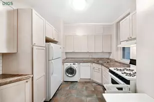 955 Park Ave, New York City, NY 10028 - Photo 3