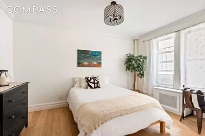 170 E 94th Street #3D, New York City, NY 10128 - Photo 3