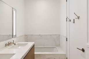 215 E 19th St, New York City, NY 10003 - Photo 7