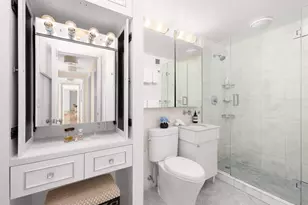 130 W 67th St, New York City, NY 10023 - Photo 11