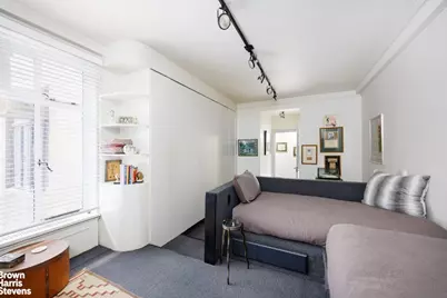 211 Central Park W #3K, New York City, NY 10024 - Photo 9