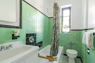 251 Seaman Ave, New York City, NY 10034 - Photo 9