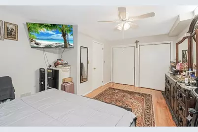 100 Marisa Circle, New York City, NY 10309 - Photo 29