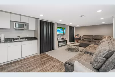 100 Marisa Circle, New York City, NY 10309 - Photo 19