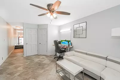 100 Marisa Circle, New York City, NY 10309 - Photo 15