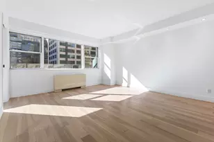 321 E 48th St, New York City, NY 10017 - Photo 7