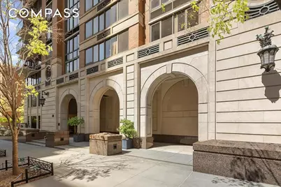 161 W 61st Street #19D, New York City, NY 10023 - Photo 9