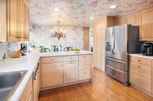 360 E 72nd St, New York City, NY 10021 - Photo 7