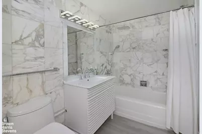 870 United Nations Plaza #8C, New York City, NY 10017 - Photo 9