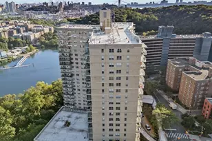 2500 Johnson Ave, New York City, NY 10463 - Photo 23