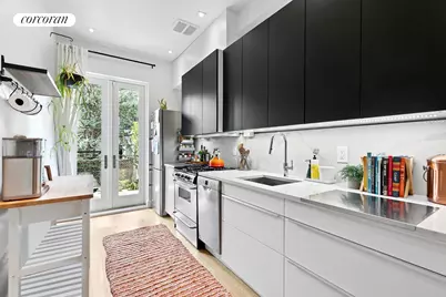 39 Wolcott Street, New York City, NY 11231 - Photo 17