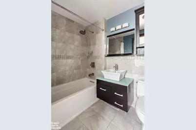 591 Washington Avenue #1, New York City, NY 11238 - Photo 5