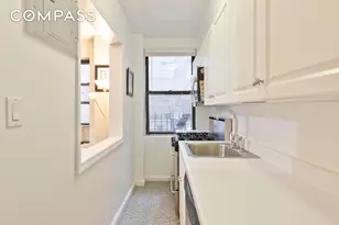 142 E 49th St, New York City, NY 10017 - Photo 3
