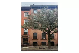 319 W 14th St, New York City, NY 10014 - Photo 7