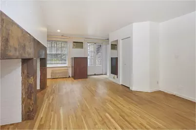319 W 14th Street #GF, New York, NY 10014 - Photo 5