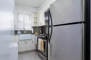 166 E 35th St, New York City, NY 10016 - Photo 9