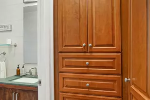 305 W 86th St, New York City, NY 10024 - Photo 9