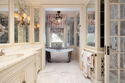 134 E 71st Street, New York City, NY 10021 - Photo 15