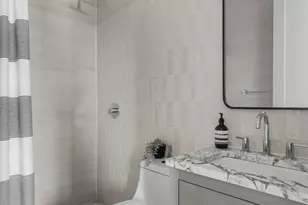 249 Hull St, New York City, NY 11233 - Photo 11