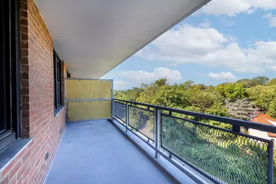 4901 Henry Hudson Parkway W #7-B, New York City, NY 10471 - Photo 13