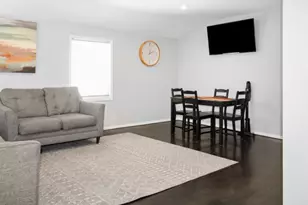 219-19 143rd Rd, New York City, NY 11413 - Photo 5