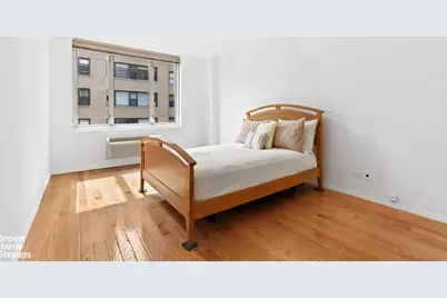 130 W 67th Street #9J, New York City, NY 10023 - Photo 7
