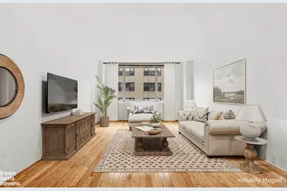130 W 67th Street #9J, New York City, NY 10023 - Photo 1
