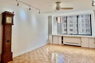 250 W 89th St, New York City, NY 10024 - Photo 3