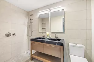 104 Newel St, New York City, NY 11222 - Photo 11