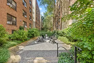 35-35 75th St, New York City, NY 11372 - Photo 19