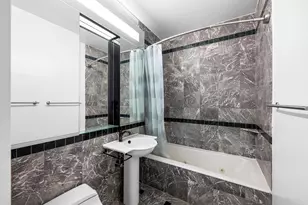 250 E 54th St, New York City, NY 10022 - Photo 9