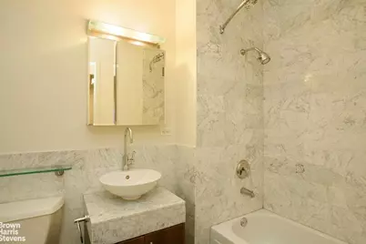 1 Wall Street Court #1106, New York, NY 10005 - Photo 3