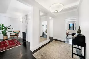 325 E 72nd St, New York City, NY 10021 - Photo 5