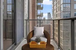 161 W 61st St, New York City, NY 10023 - Photo 3