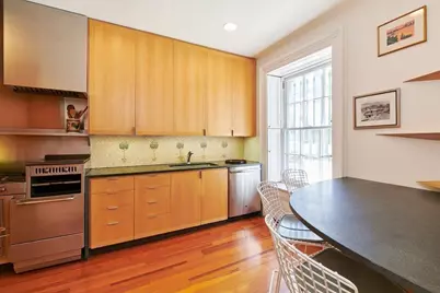 225 E 62nd Street, New York City, NY 10065 - Photo 3